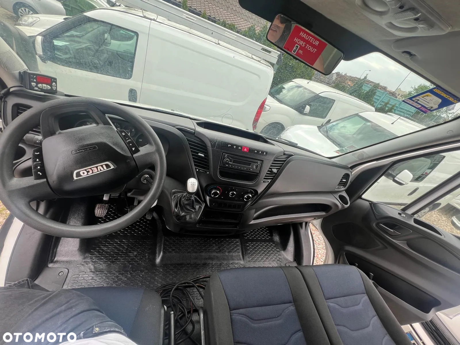 Iveco 35c14 - 16