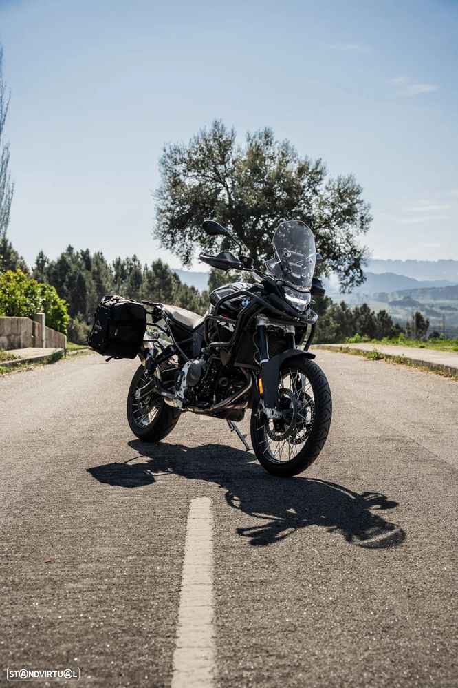 BMW F 900 GS Triple Black - 4
