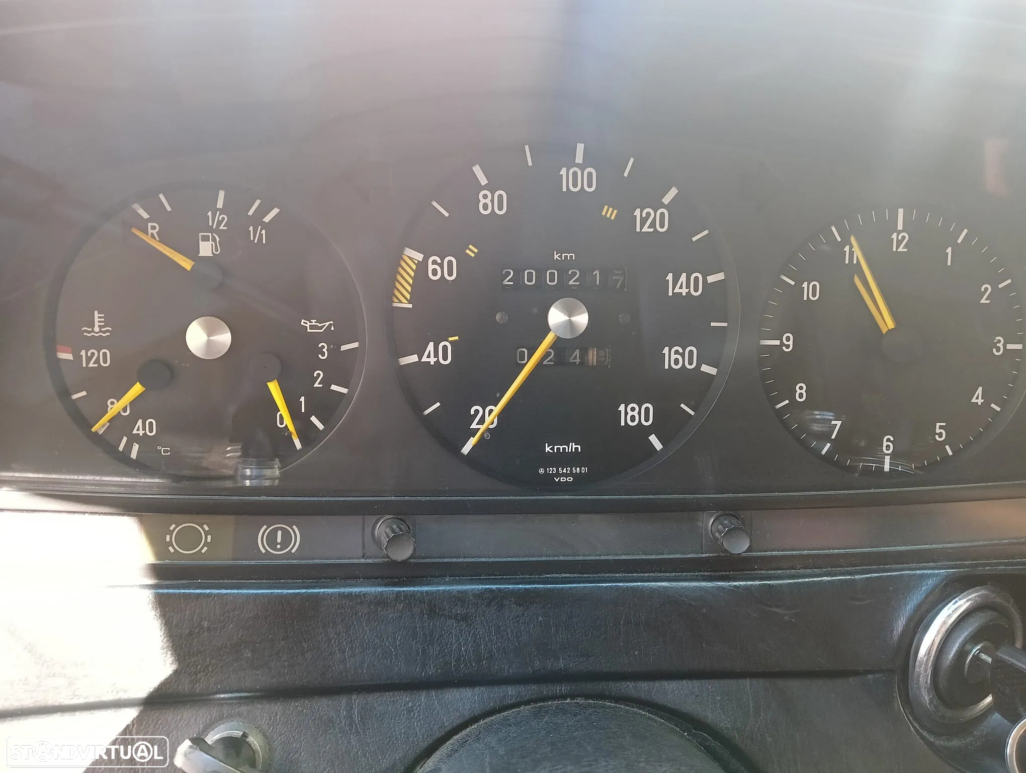 Mercedes-Benz 300 - 42