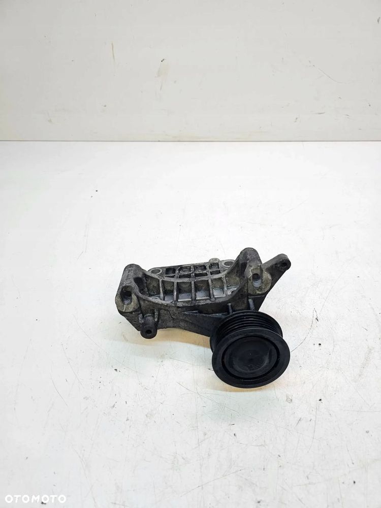 ŁAPA ALTERNATORA AUDI A6 A7 A8 3.0TDI 059903143S - 3