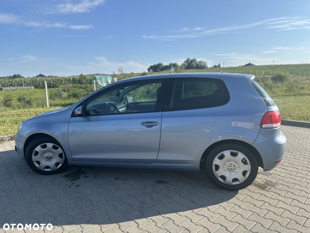 Volkswagen Golf - 2