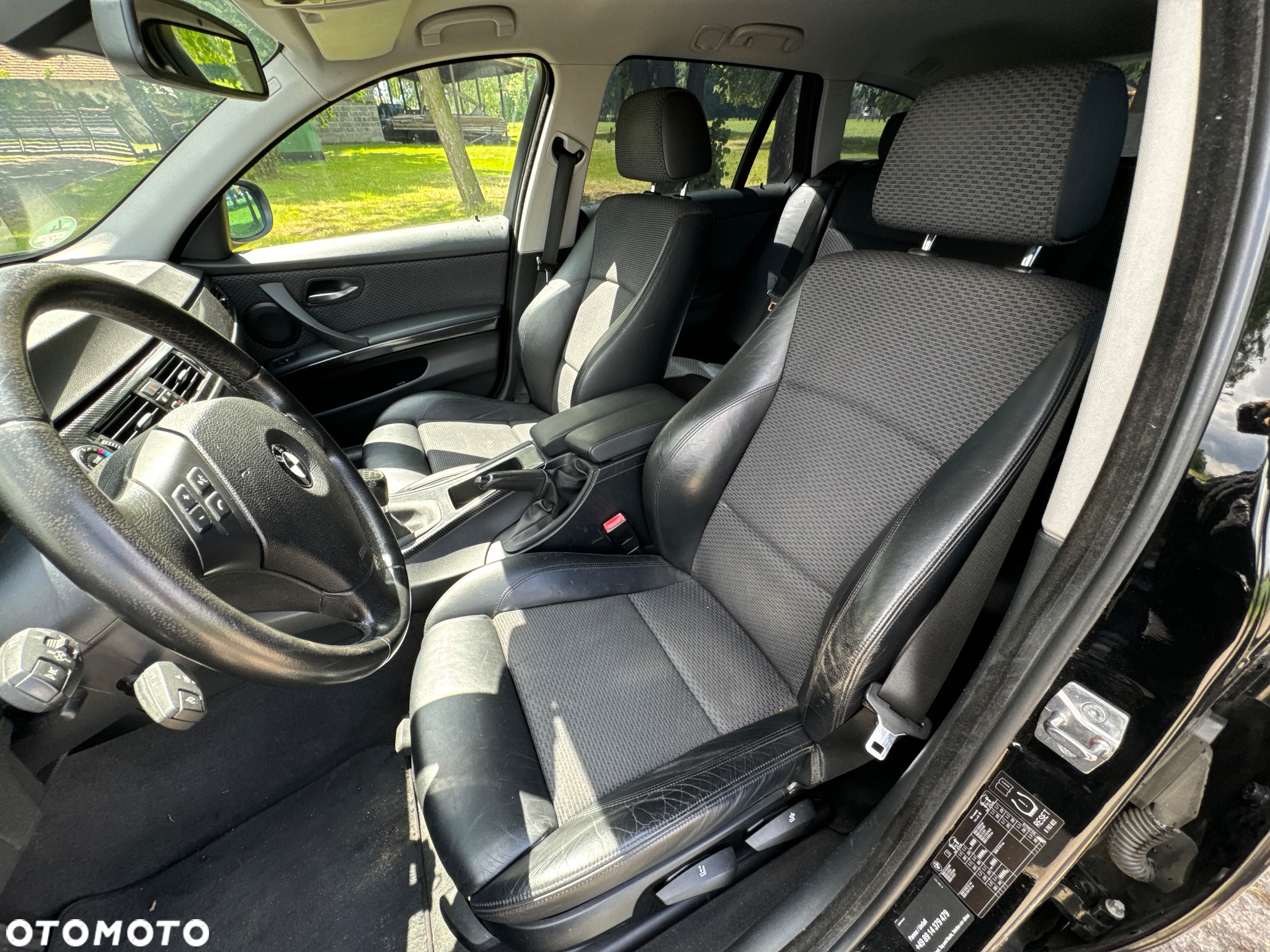 BMW Seria 3 318i - 26