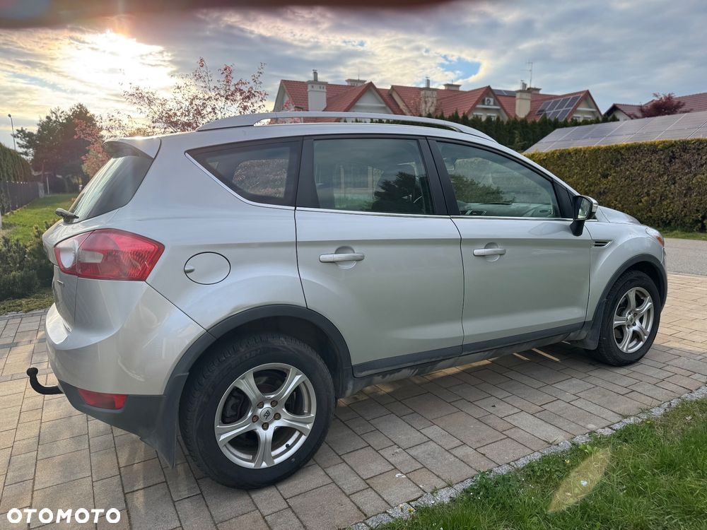 Ford Kuga 2.0 TDCi Titanium - 5
