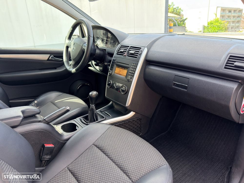 Mercedes-Benz A 180 CDI Avantgarde - 13