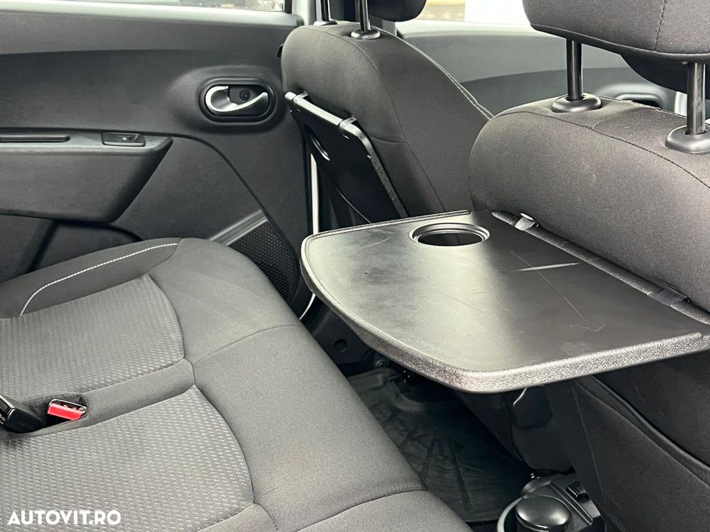 Dacia Lodgy 1.5 Blue dCi Laureate - 26