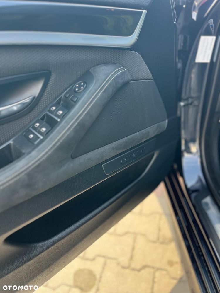 BMW Seria 5 535d xDrive Luxury Line - 16