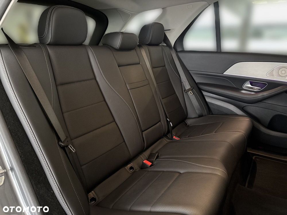 Mercedes-Benz GLE - 21