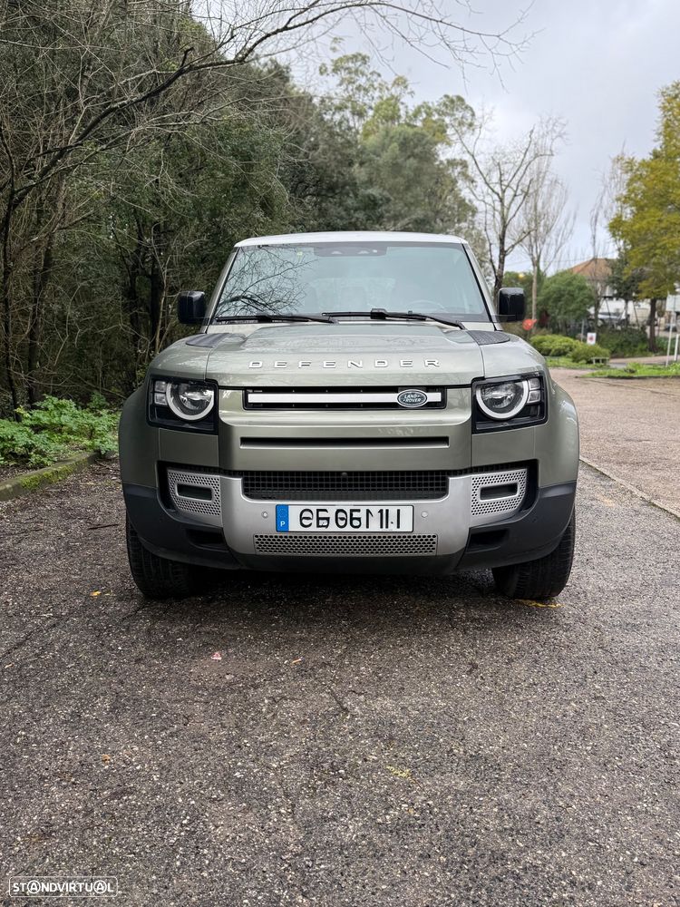 Land Rover Defender 110 D240 S - 2