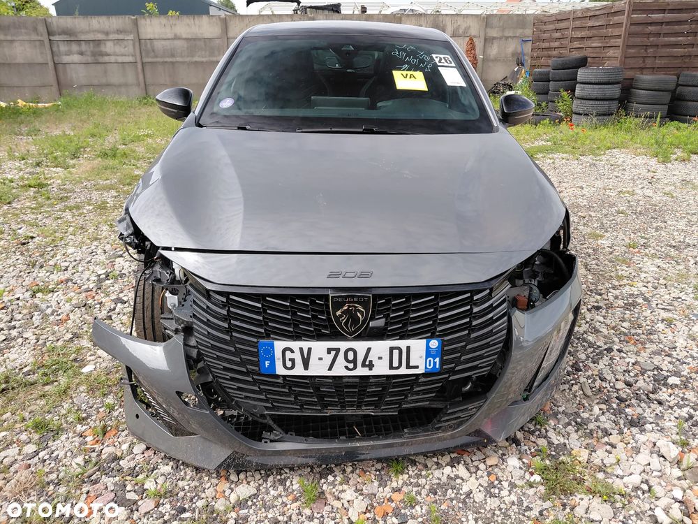 Peugeot 208 Hybrid 136 e-DSC6 GT - 2
