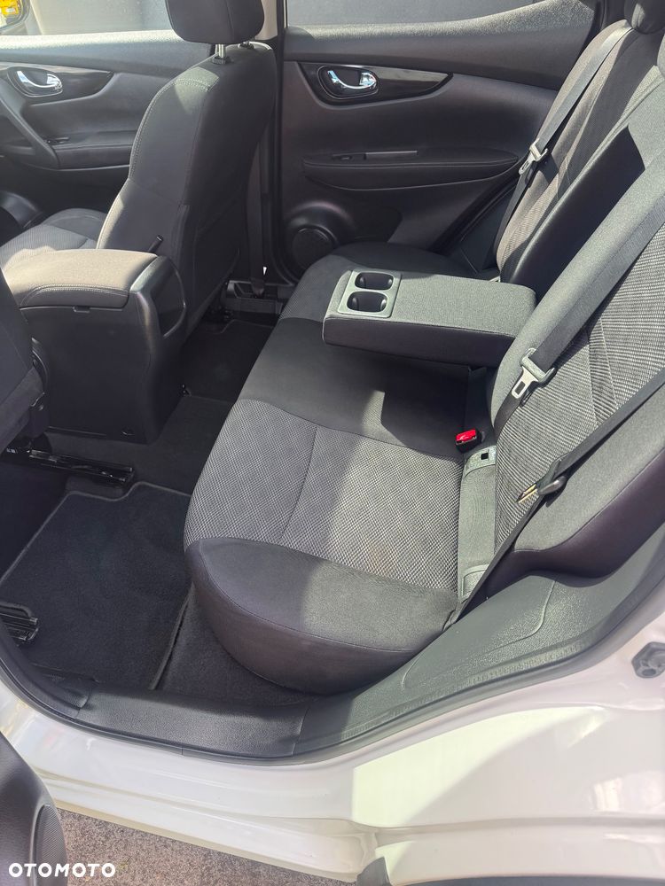 Nissan Qashqai 1.6 DIG-T Tekna - 27