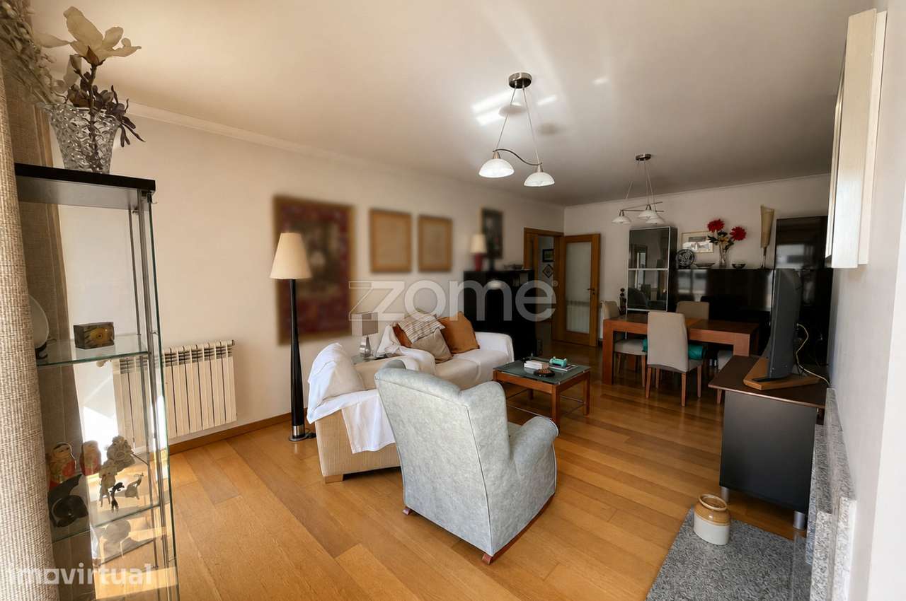 Extraordinário Apartamento T3 na Quinta do Bosque com suíte e varan... - Grande imagem: 4/37