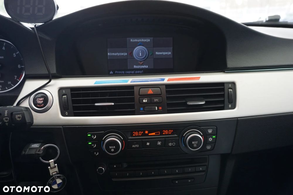 BMW Seria 3 318i Edition Sport - 20