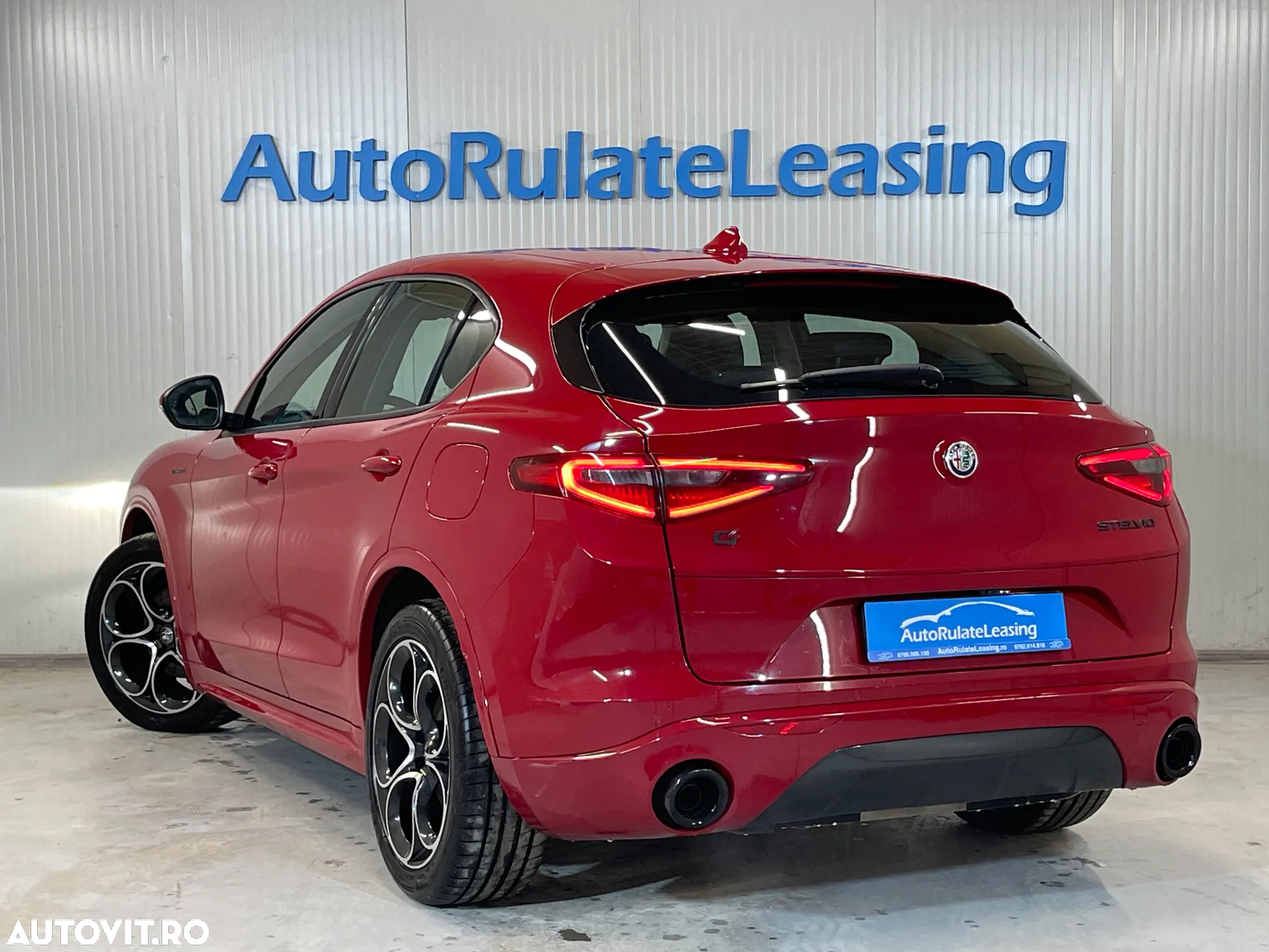 Alfa Romeo Stelvio 2.0 Turbo AWD AT8 Veloce - 4