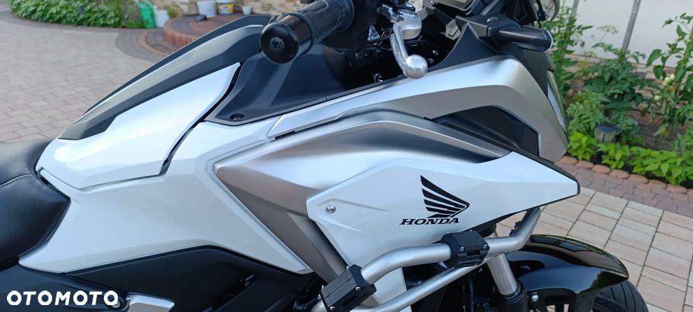 Honda NC - 26