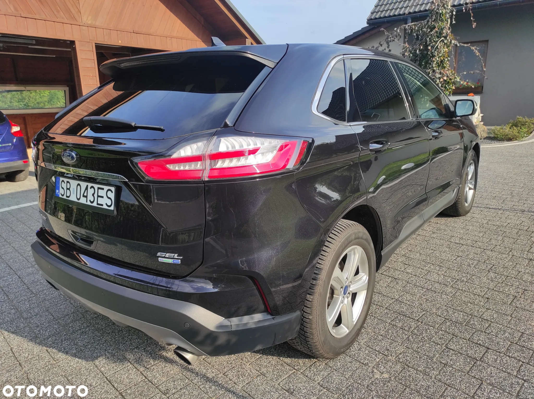 Ford Edge - 4