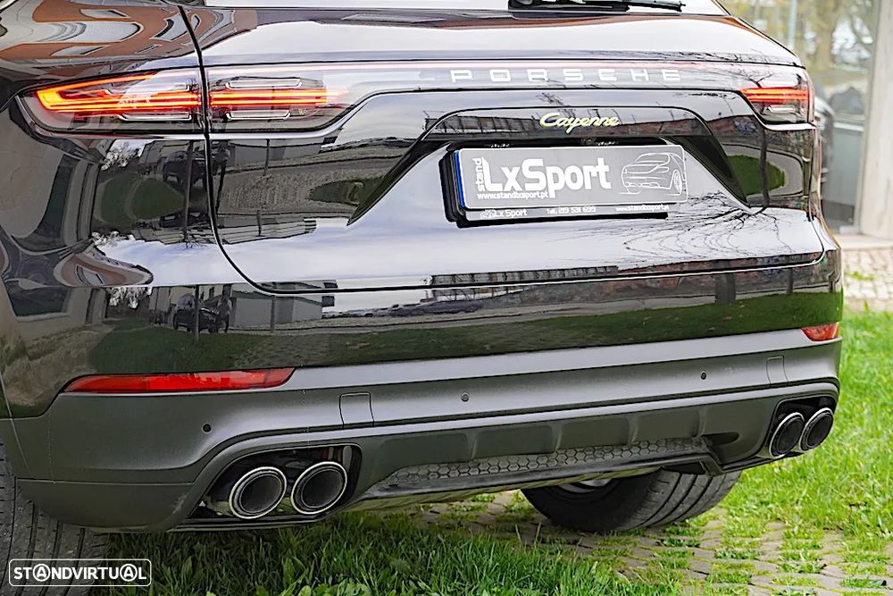 Porsche Cayenne Formula E - 14