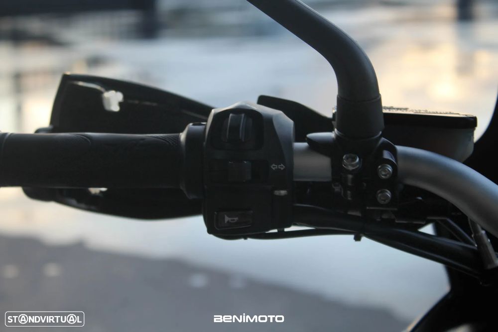 MV Agusta Turismo Veloce Lusso - 11