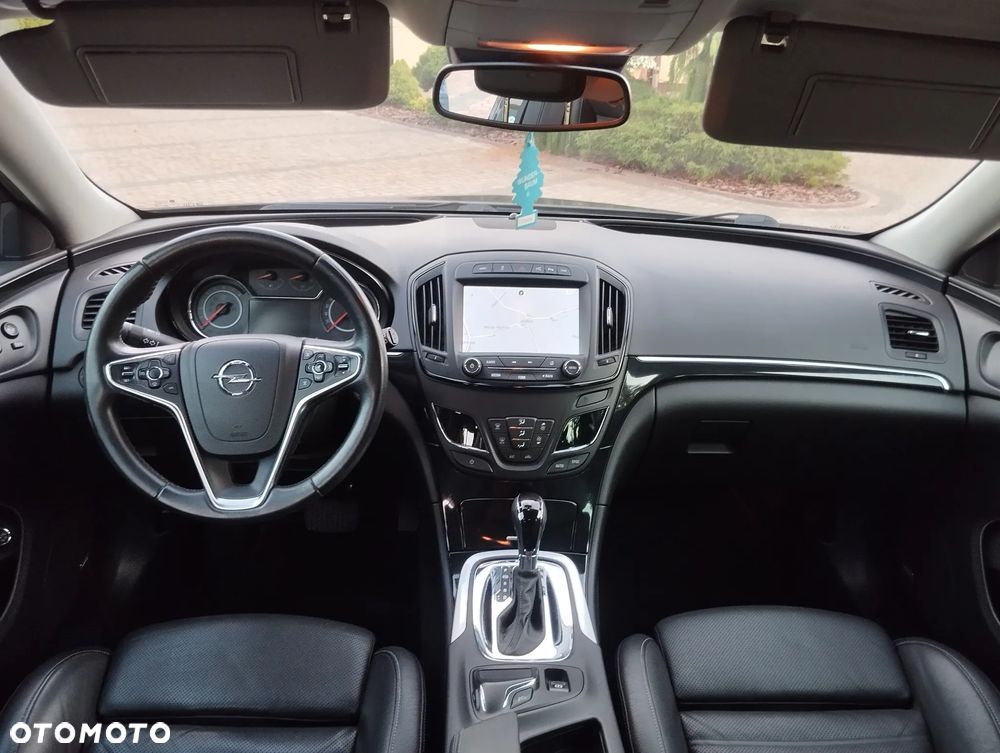 Opel Insignia - 8