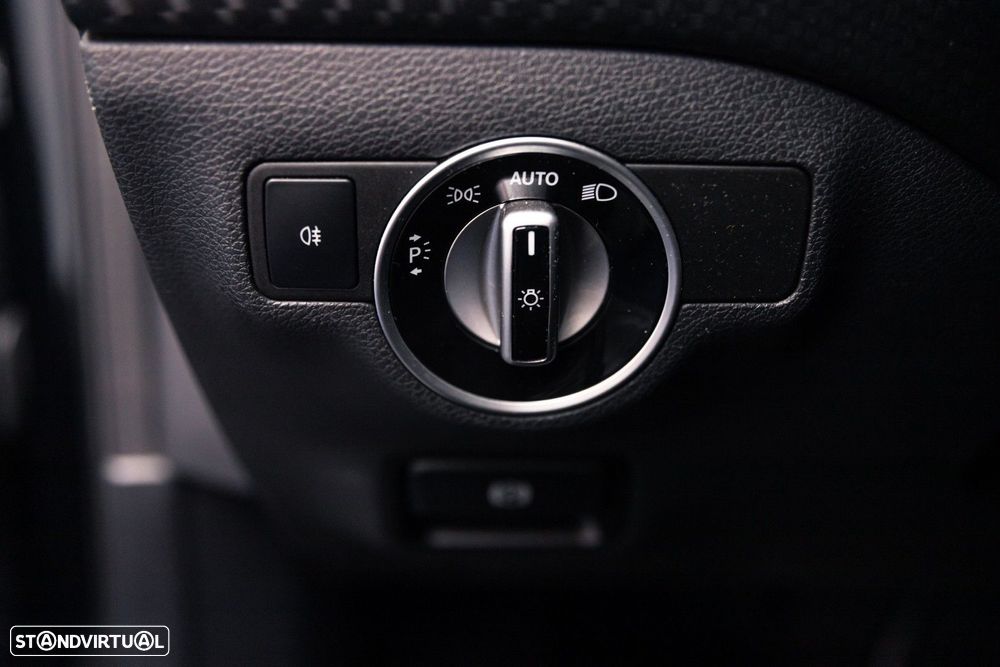 Mercedes-Benz A 220 CDI BE AMG Line Aut. - 23