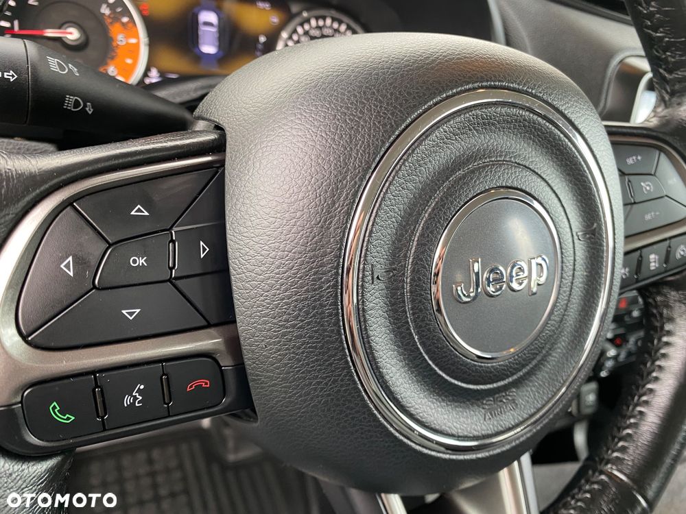 Jeep Renegade - 24
