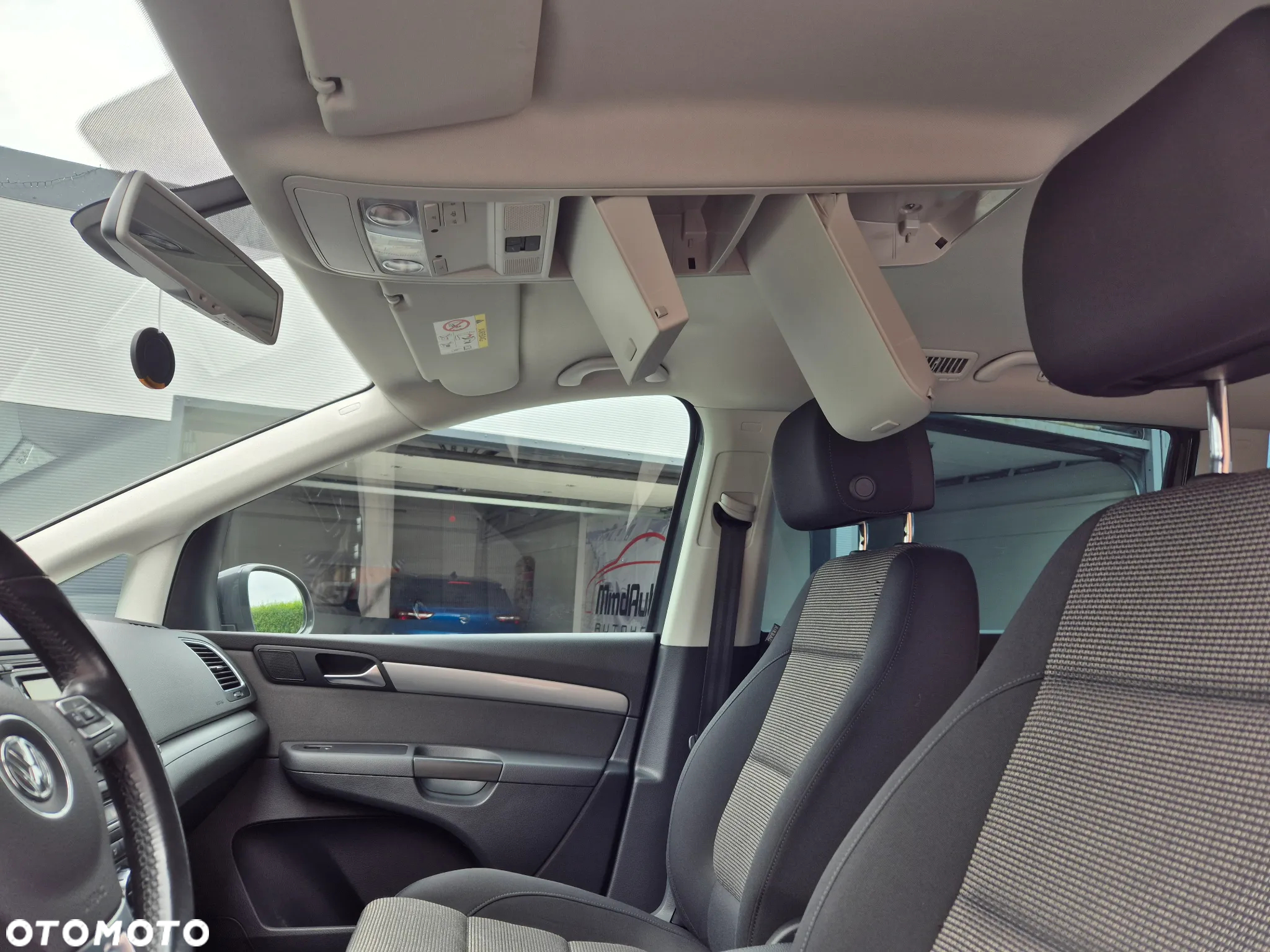 Volkswagen Sharan 2.0 TDI BlueMotion Technology Comfortline - 21