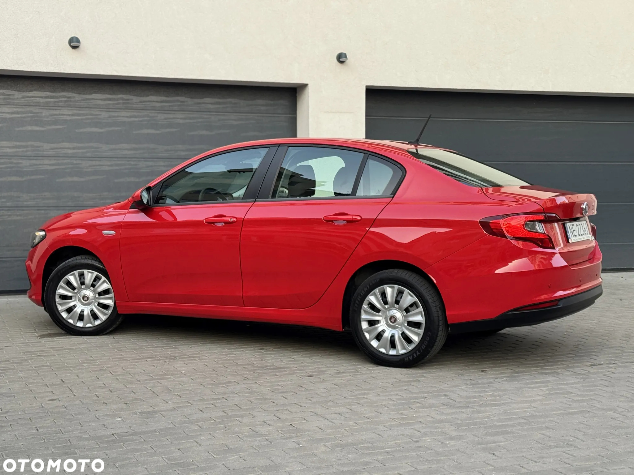 Fiat Tipo - 12