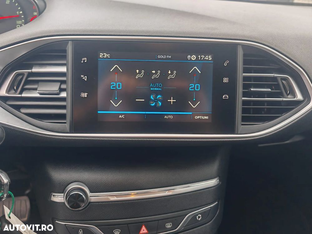 Peugeot 308 1.5L BlueHDI 130 S&S EAT8 Style - 10