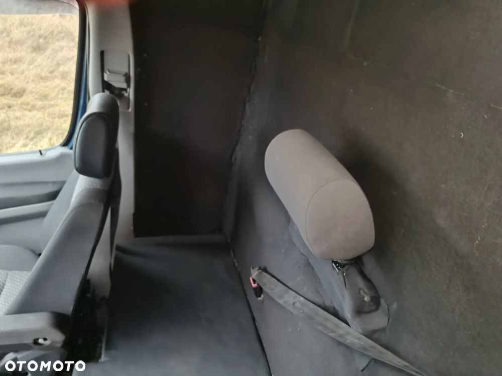 Volkswagen CRAFTER - 11