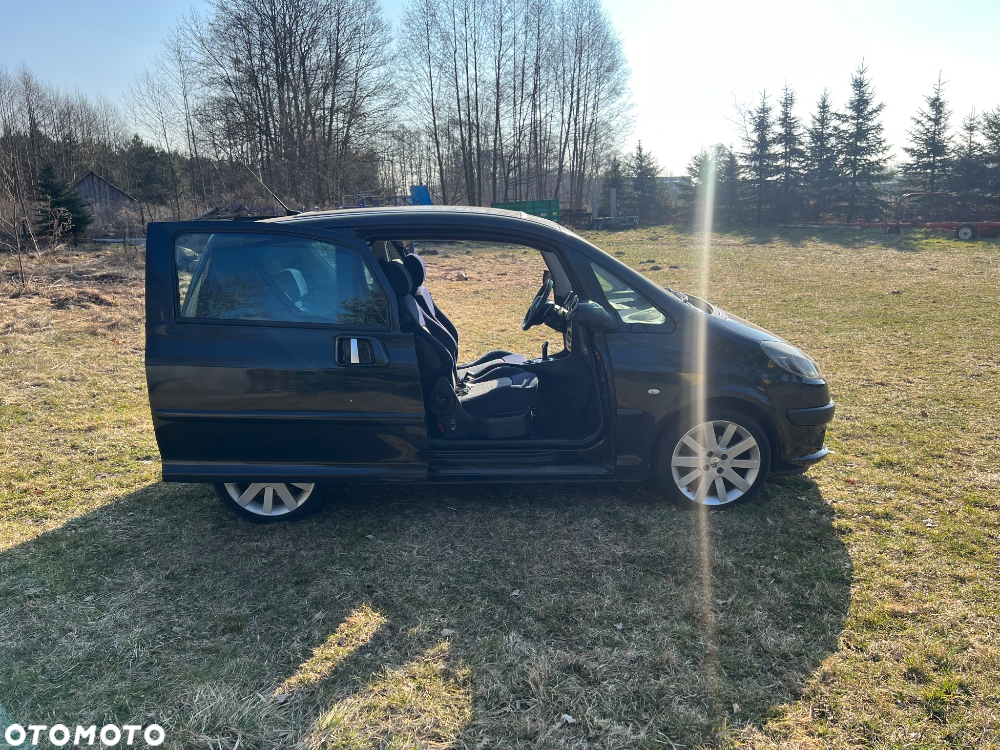 Peugeot 1007 - 12