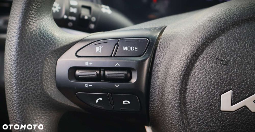 Kia Rio - 19