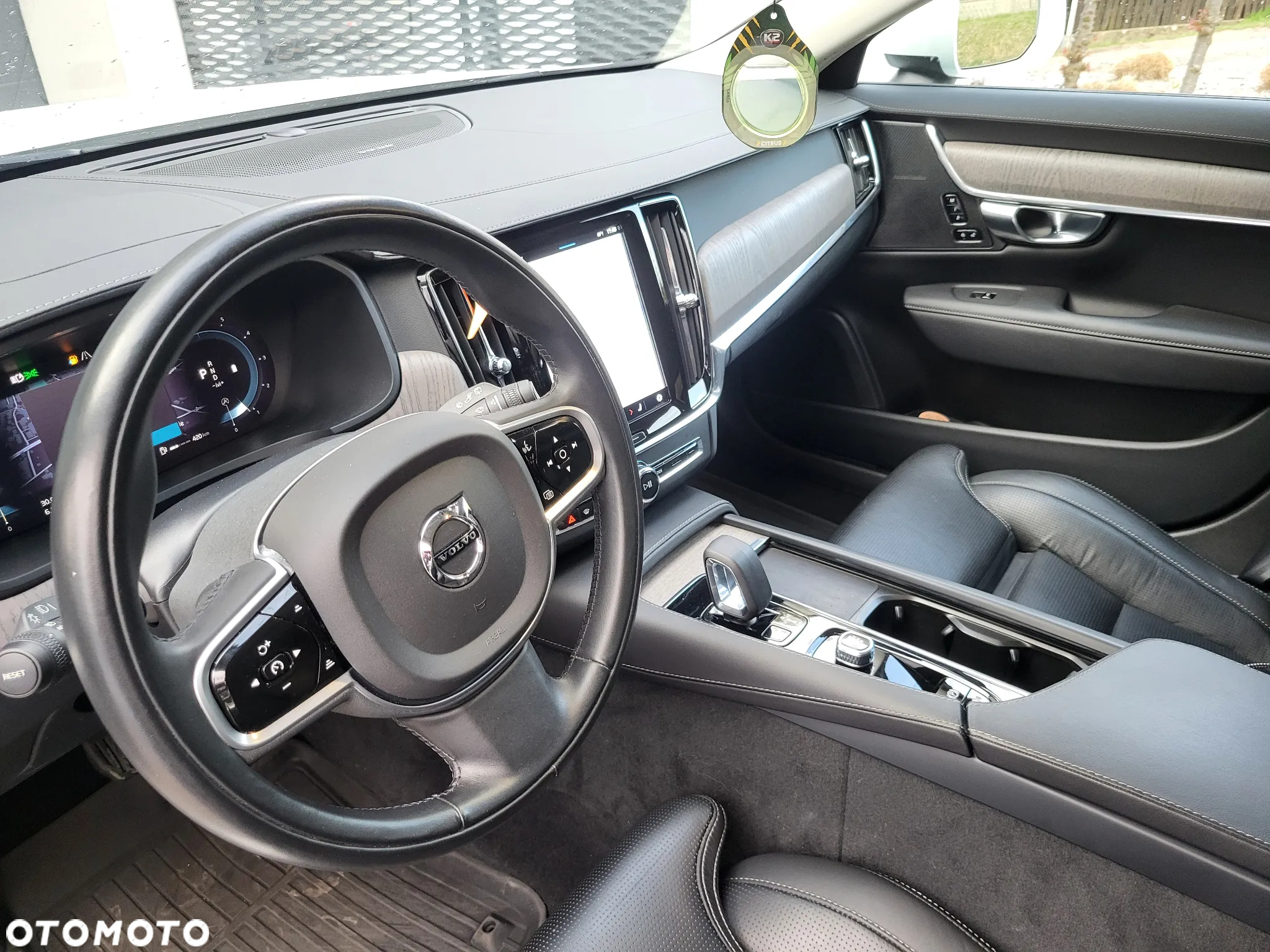 Volvo V90 D5 AWD Momentum Pro - 14