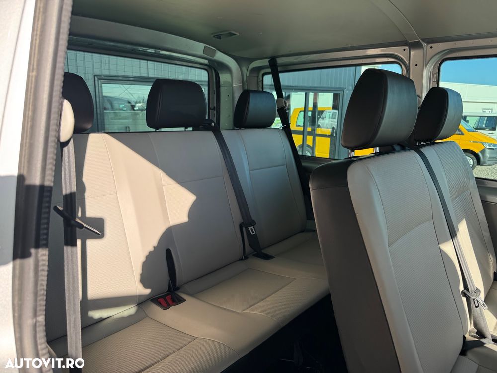Volkswagen Transporter - 16
