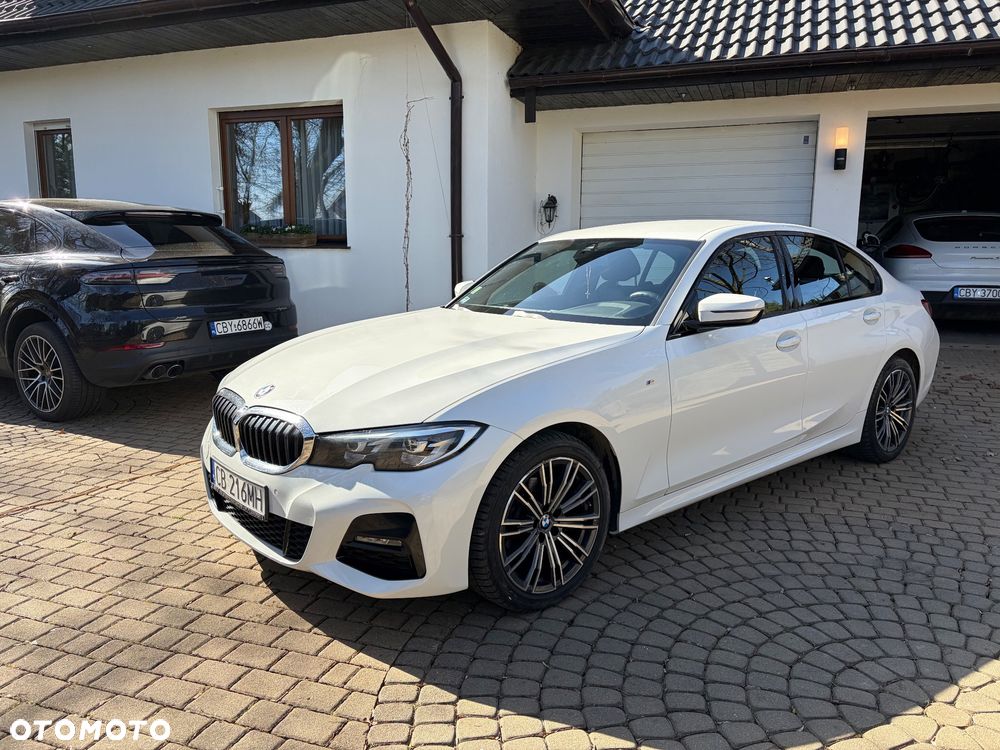 BMW Seria 3 318d M Sport - 4