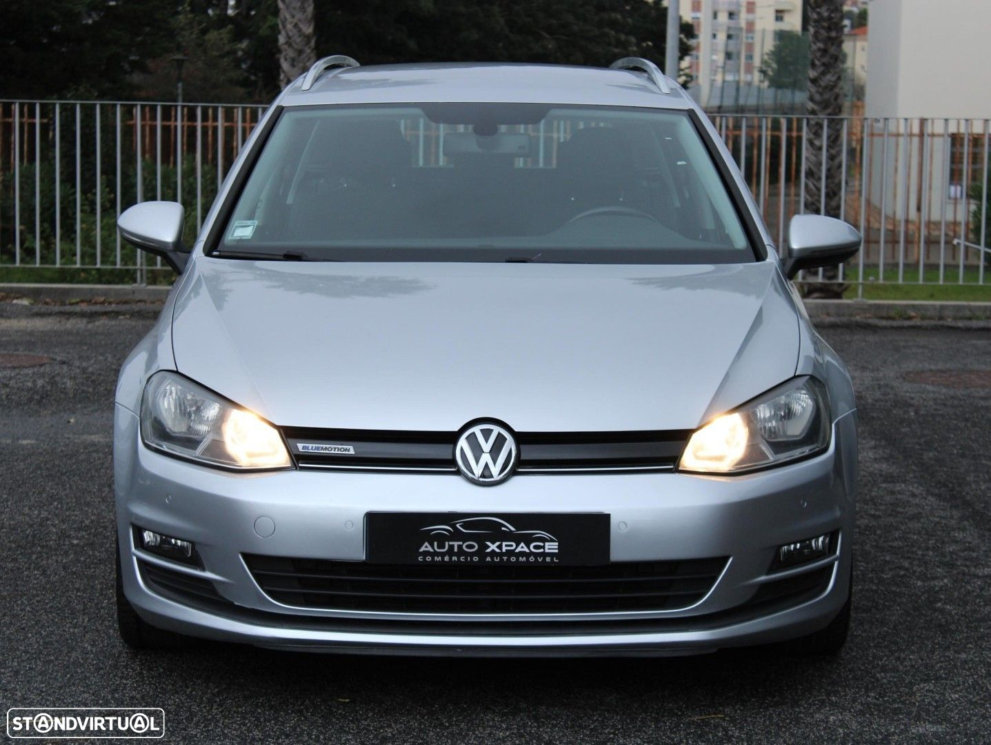 VW Golf Variant 1.6 TDi BlueMotion Confortline - 2