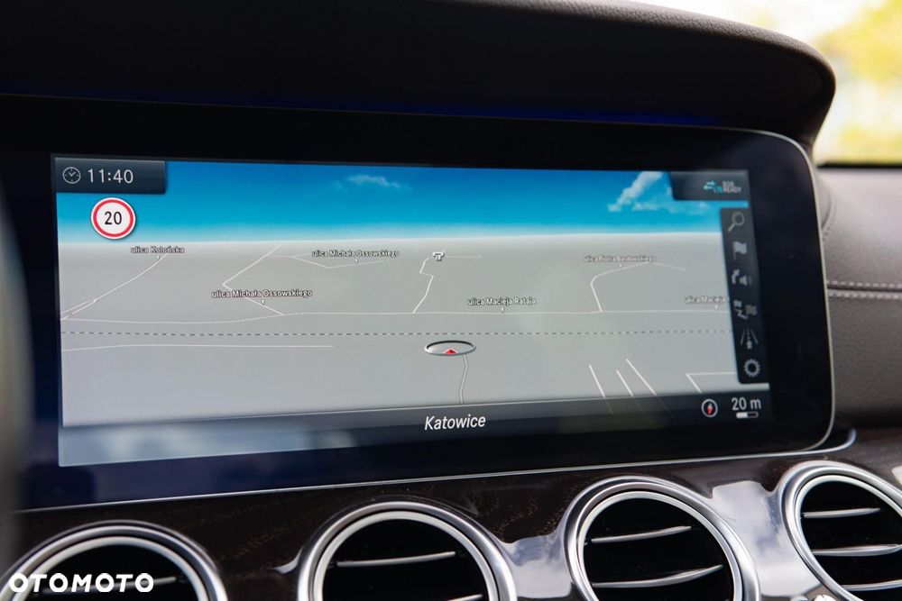 Mercedes-Benz Klasa E 220 d 9G-TRONIC Exclusive - 25