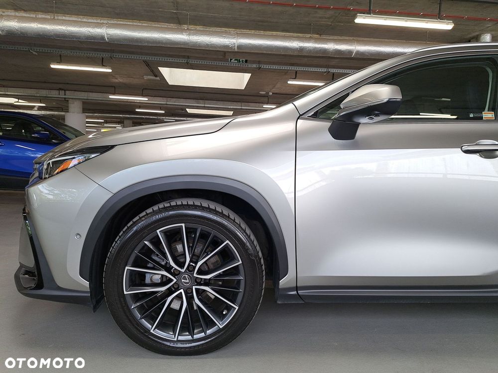 Lexus NX - 40