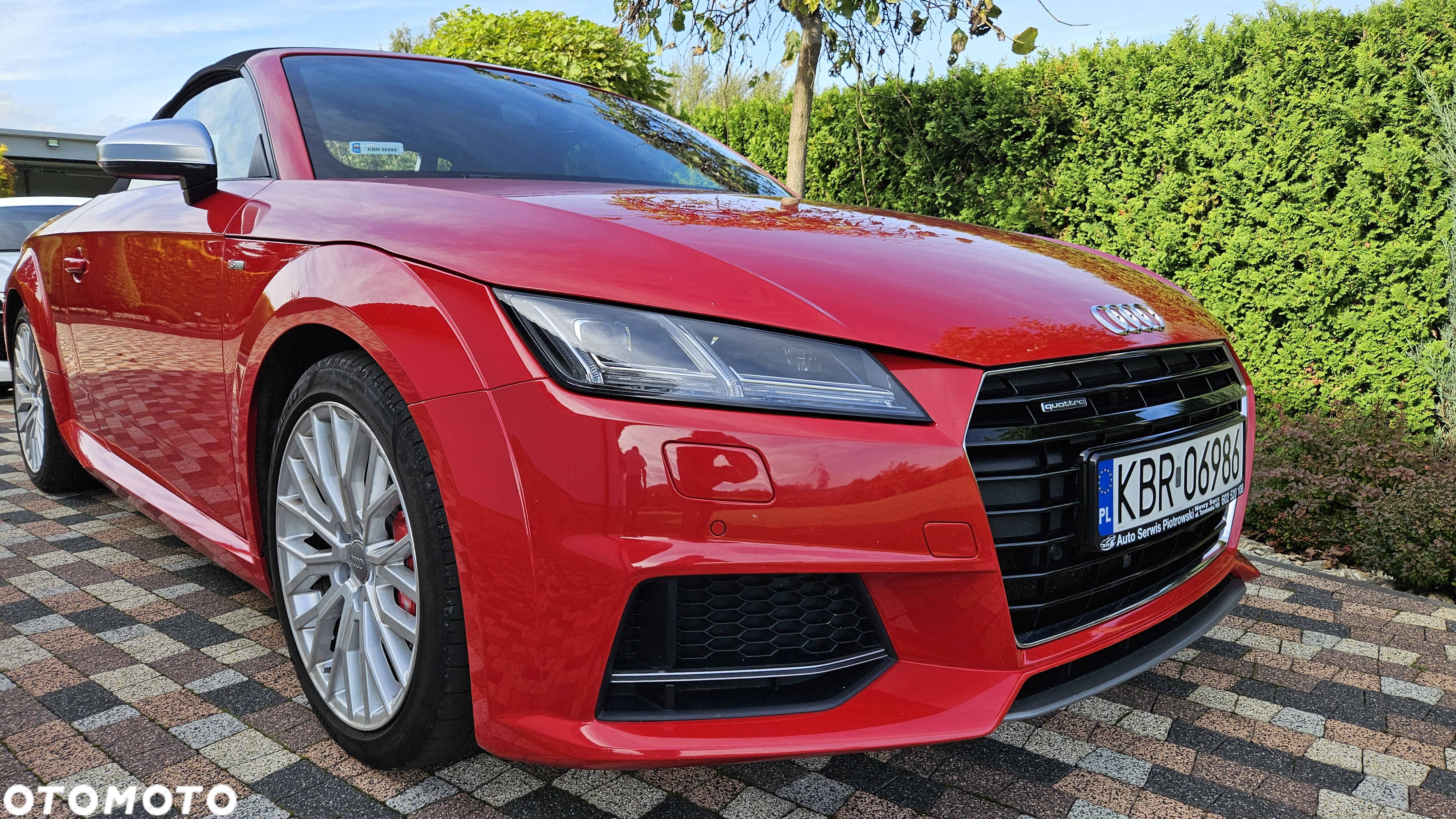Audi TT S Coupé - 12