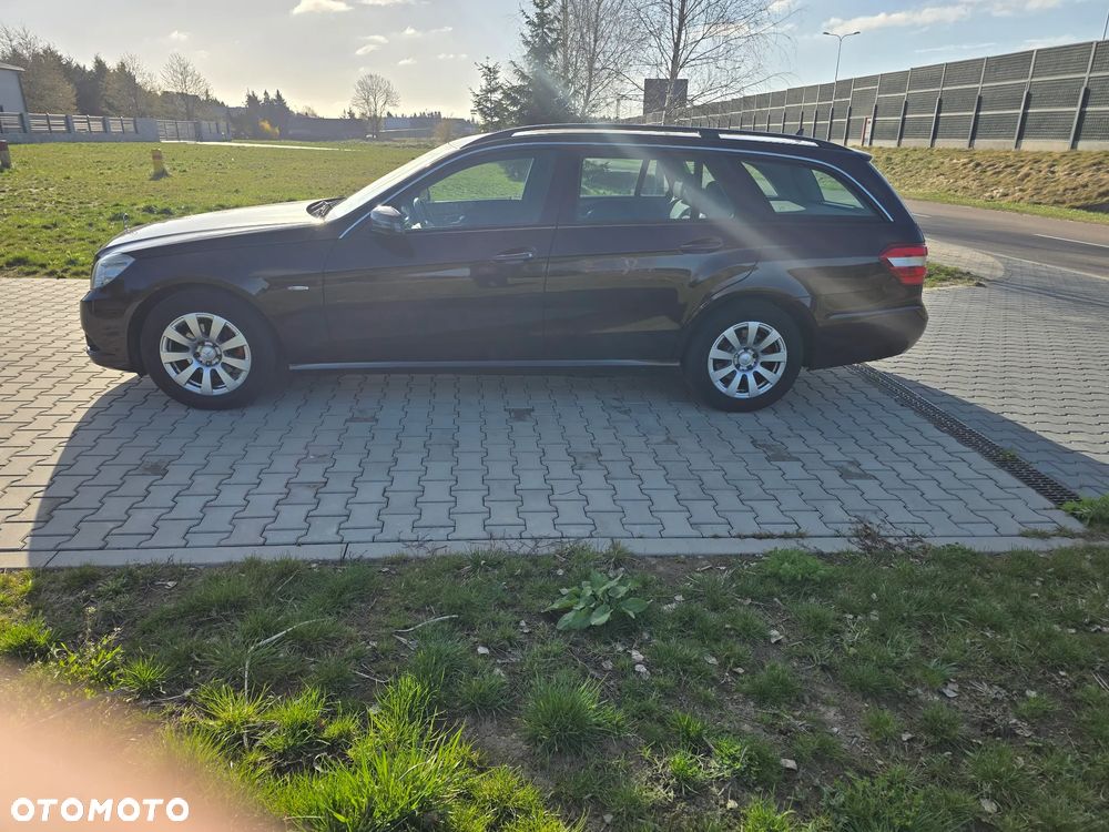 Mercedes-Benz Klasa E 220 CDI BlueEff - 3