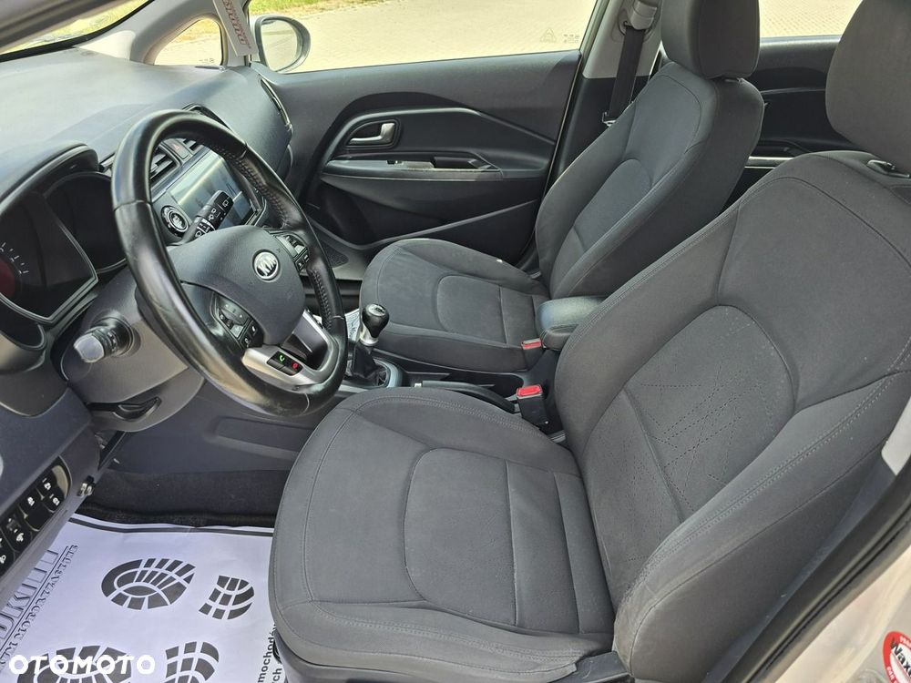 Kia Rio - 17