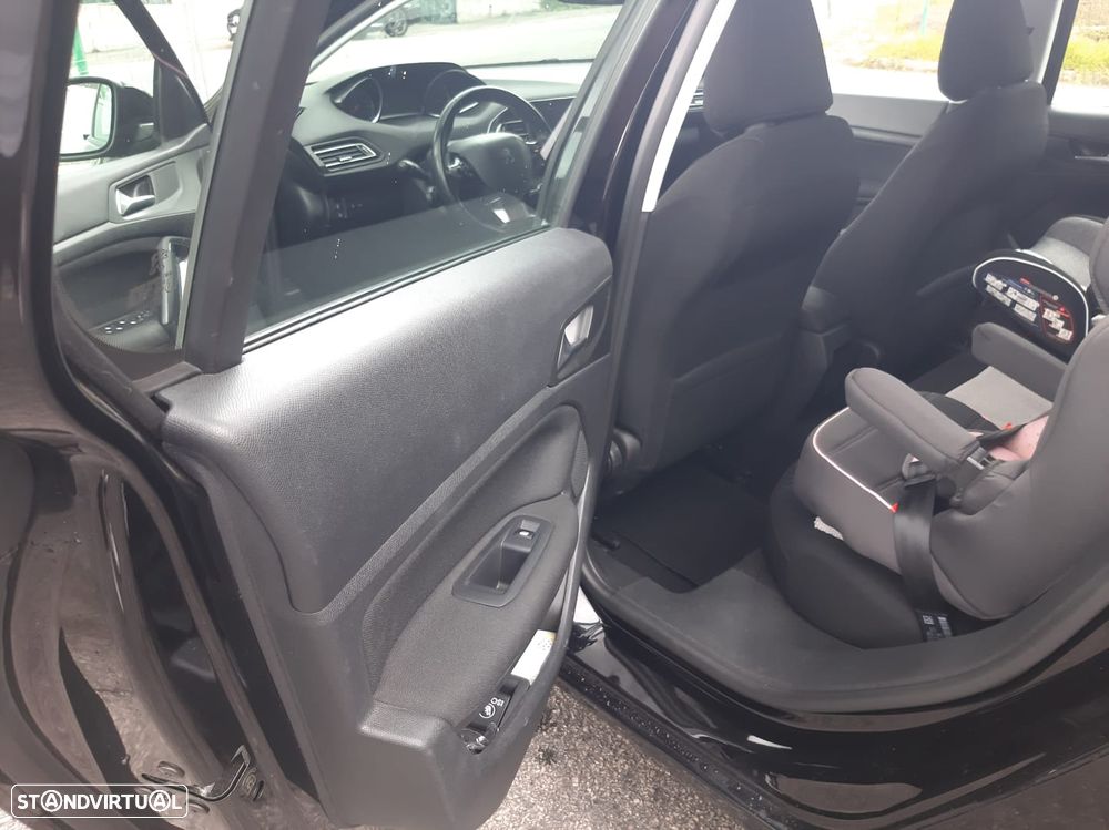 Peugeot 308 BlueHDi FAP 120 EAT6 Stop & Start Active - 5