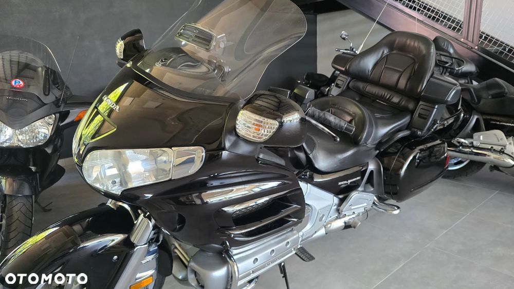 Honda GL - 4