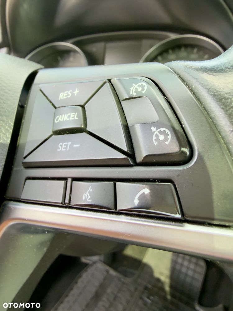 Nissan Qashqai 1.3 DIG-T N-Connecta - 22