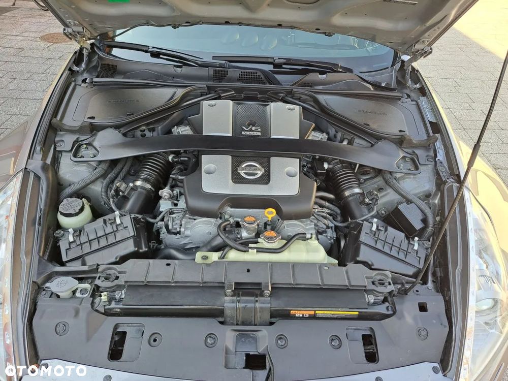 Nissan 370 Z 3.7 V6 Platinum EU6 - 10