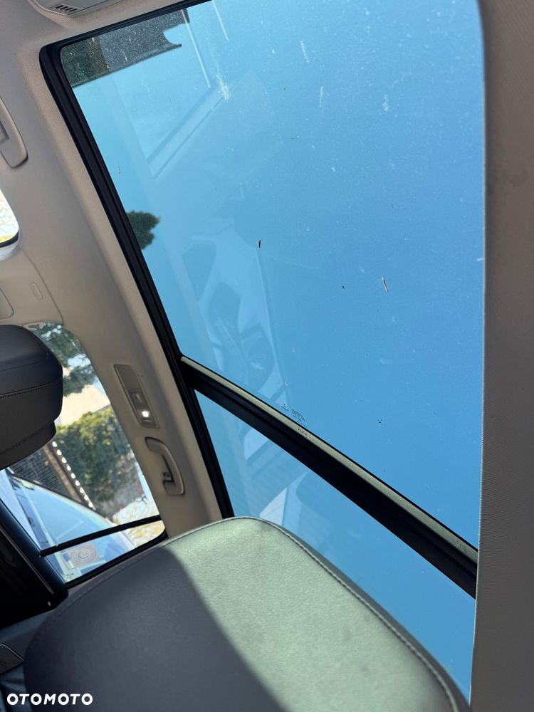 Volkswagen Tiguan Allspace 2.0 TDI SCR DSG Trendline - 10