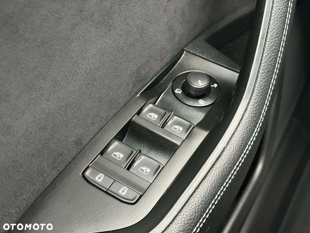 Skoda Superb 1.5 TSI Sportline - 28