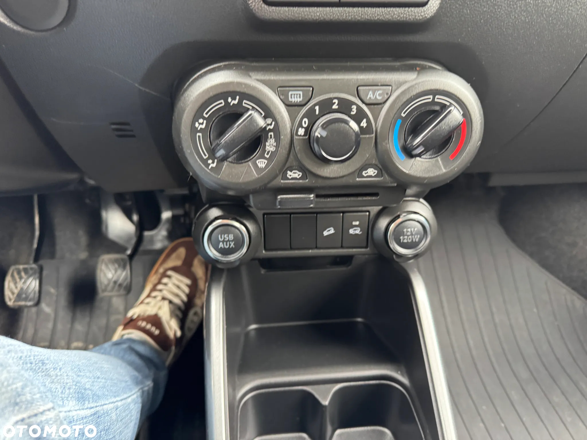 Suzuki Ignis 1.2 SHVS Premium 4WD - 17