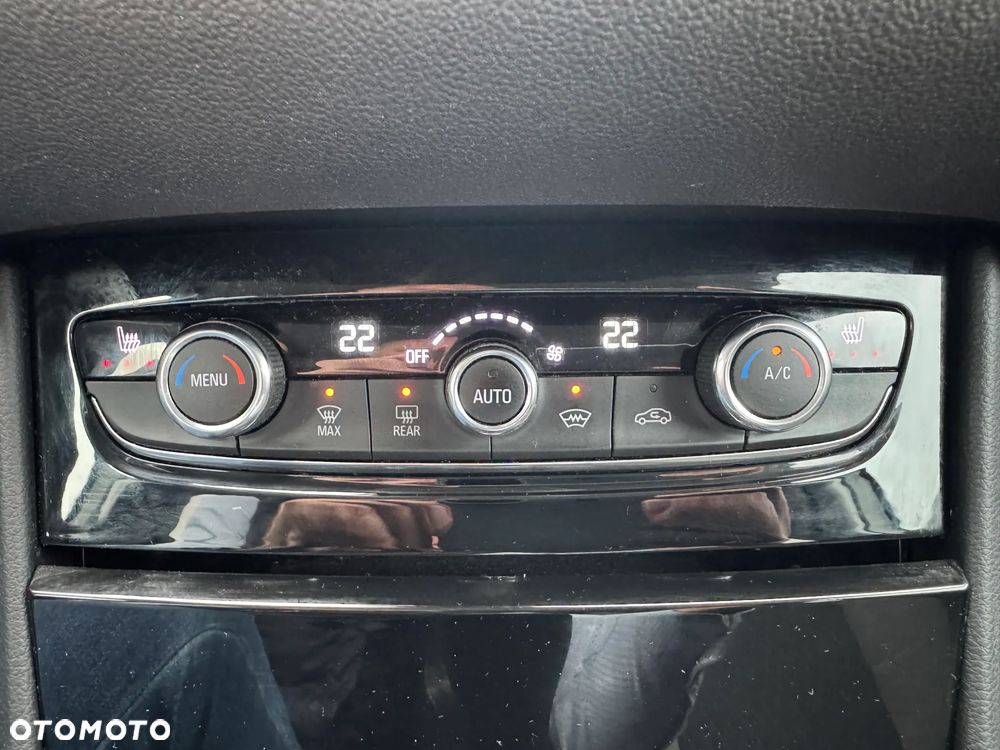 Opel Grandland X 1.6 T Ultimate S&S - 20