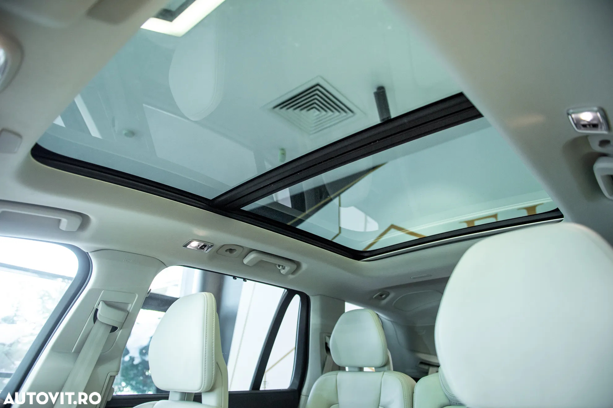 Volvo XC 90 T8 AWD Twin Engine Geartronic Inscription - 8