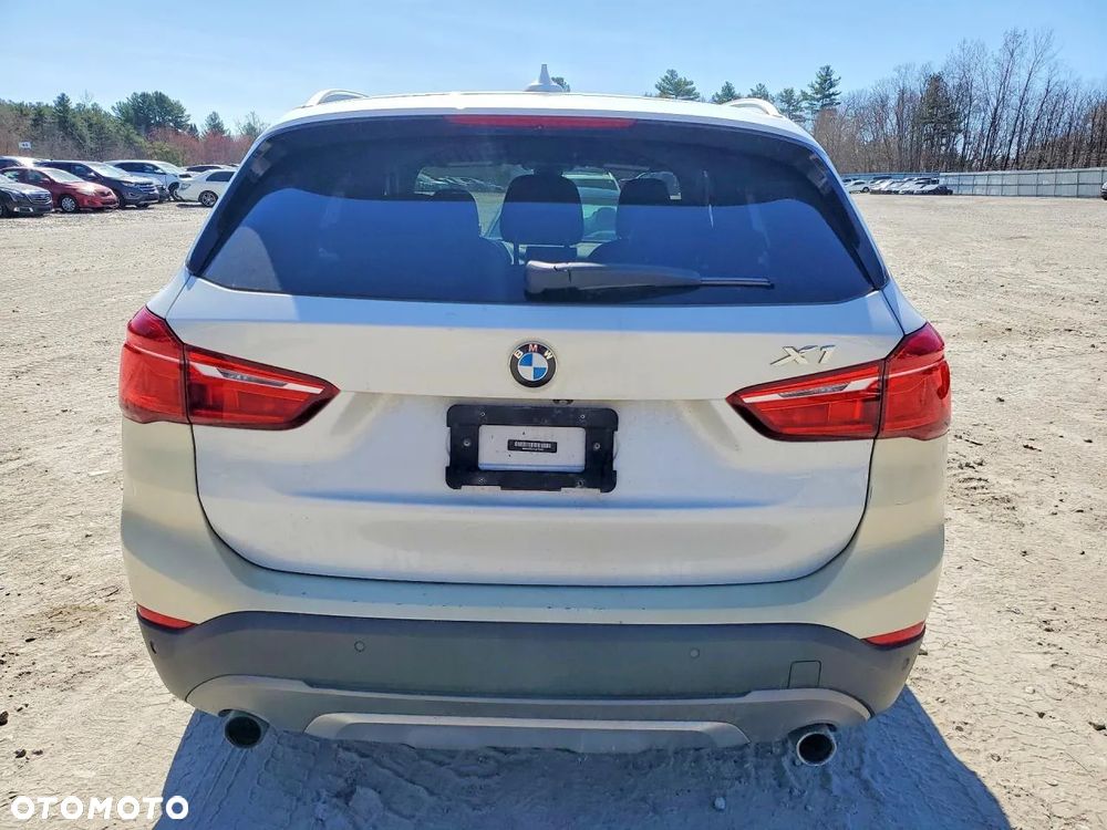 BMW X1 xDrive25i GPF xLine sport - 6