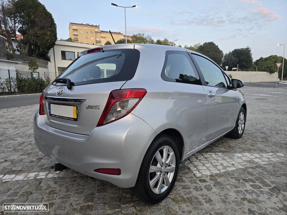 Toyota Yaris 1.0 VVT-i Comfort+P.Style - 5